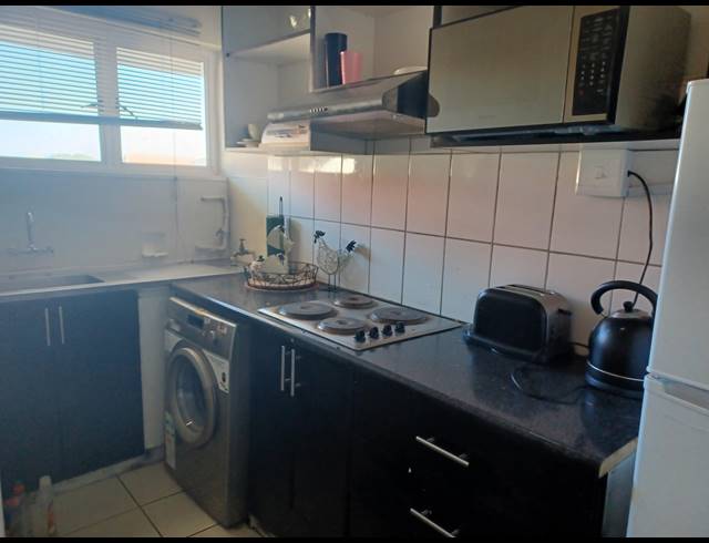 1 BEDROOM FLAT RENTED IN GLENWOOD